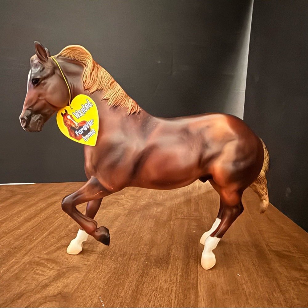 Breyer ASPCA benefit model with dog and cat